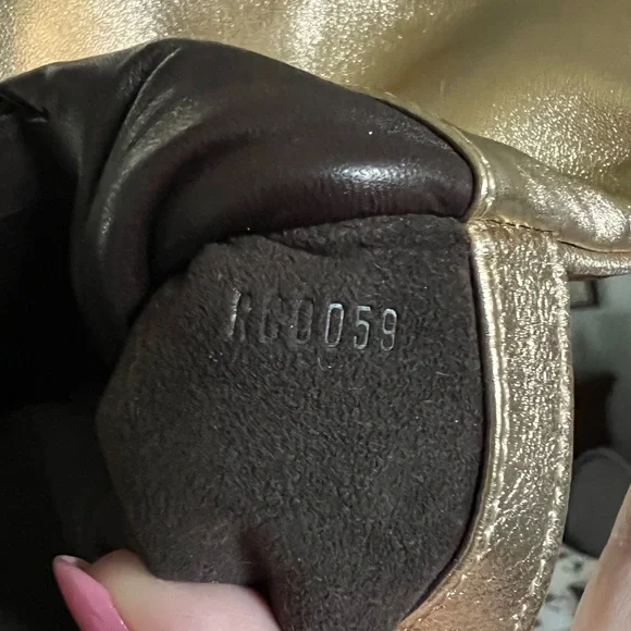 Louis Vuitton Sofia Coppola Gold Leather Clutch Bag (Pre-Owned) - Picture 7 of 8